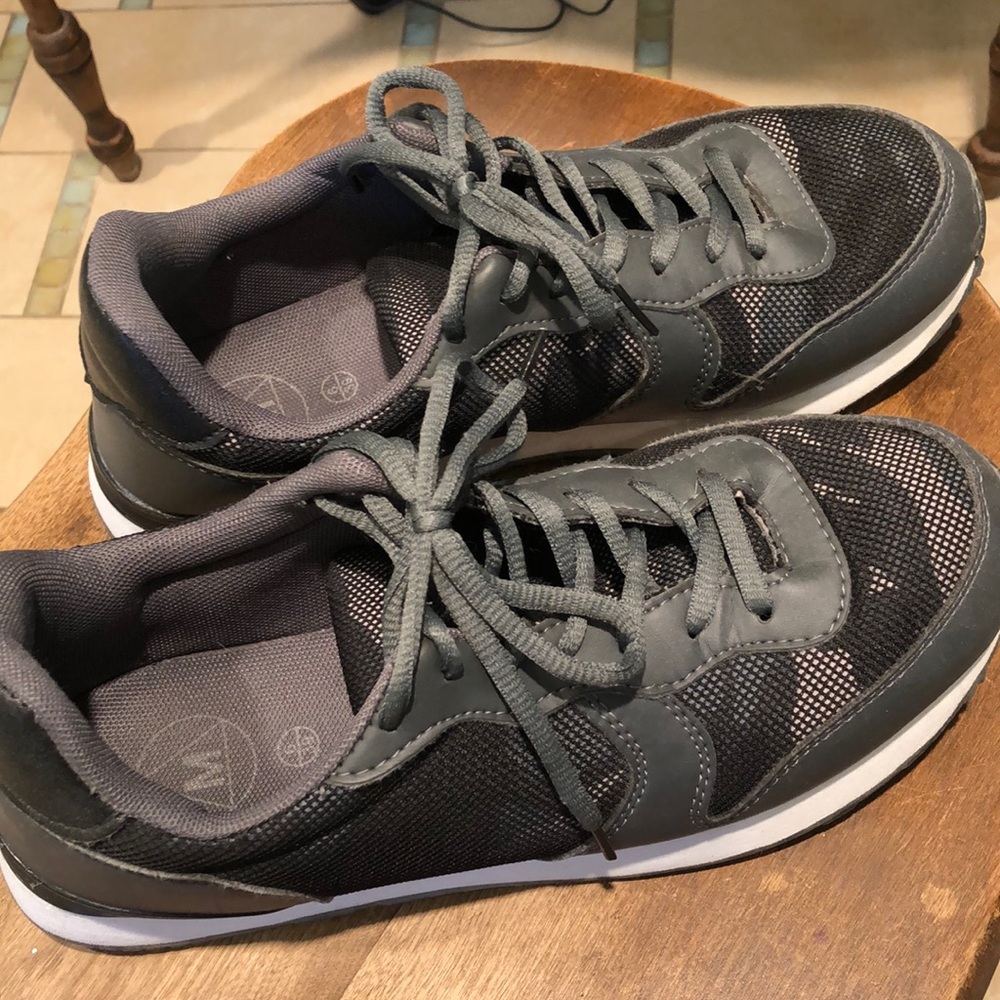 Camo athletic shoes